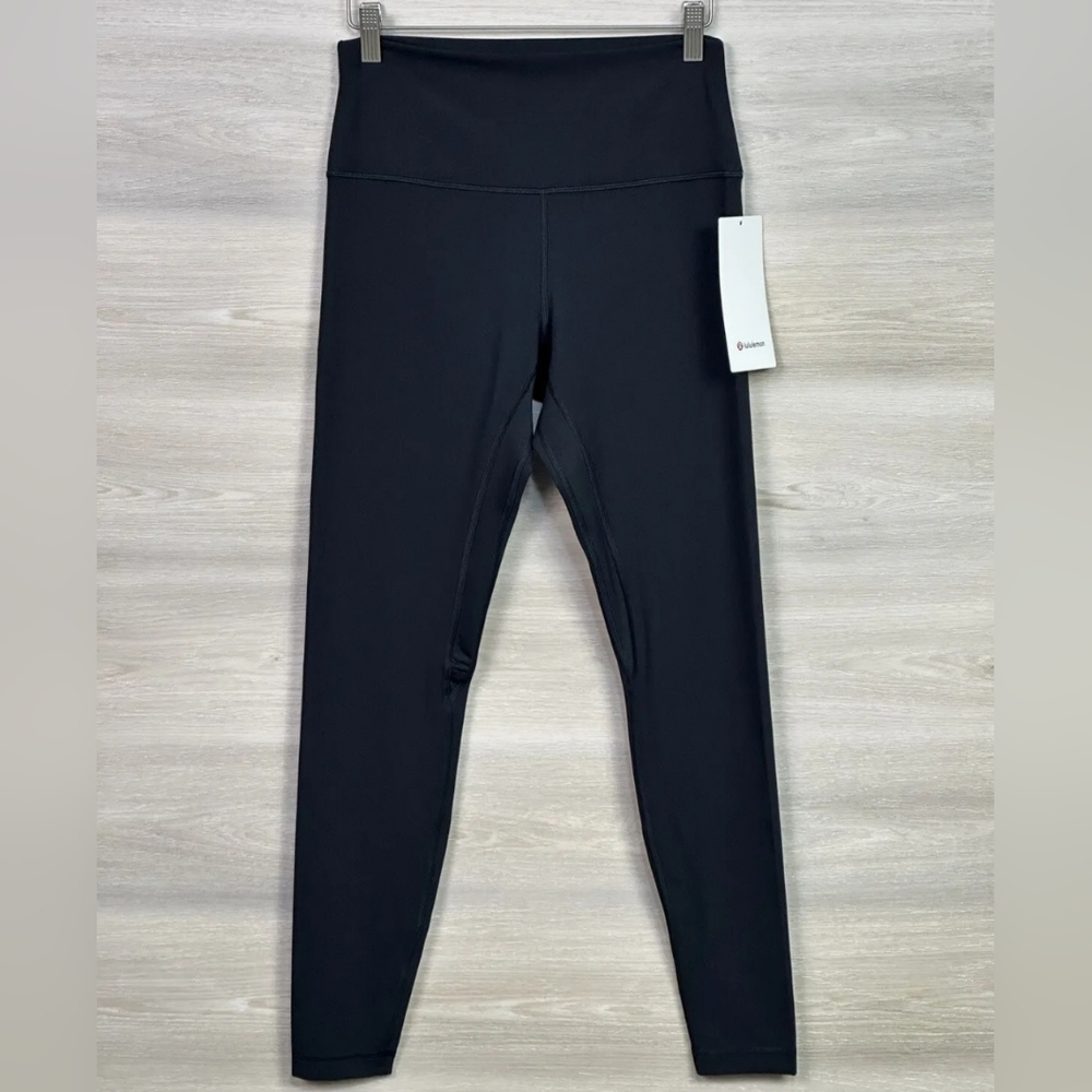 NWT Lululemon align size 8
